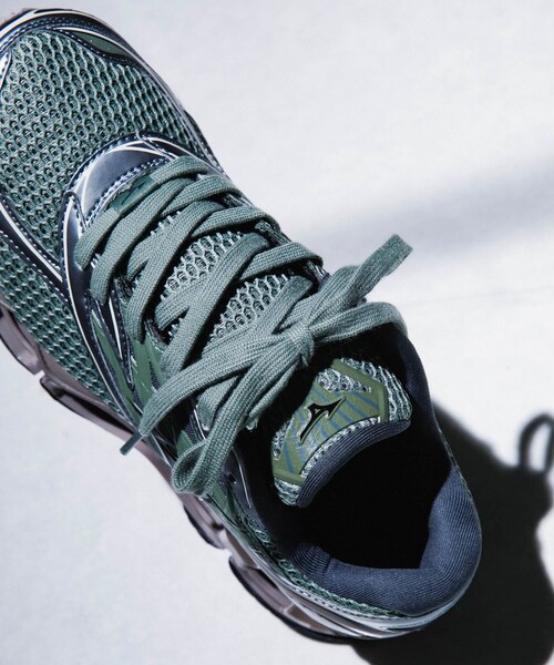 URBAN RESEARCH（アーバンリサーチ）の「Mizuno　WAVE PROPHECY LS（スニーカー・メンズ・GRN/BLK・26/26.5/27/27.5/28/28.5/29）」の12枚目の写真