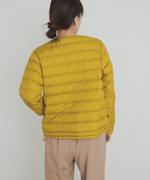 URBAN RESEARCH DOORS（アーバンリサーチドアーズ）の「DANTON　INNERDOWN CREWNECKJACKET（その他アウター・レディース・BLACK/OY.WHITE/SMOKY PINK/MUSTARD・S）」の14枚目の写真