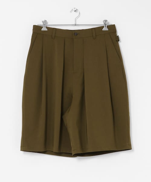 EKAL(エカル)の「White Mountaineering 8 TUCK WIDE SHORT PANTS(その他パンツ・メンズ・BLACK/CHARCOAL/KHAKI・2/3)」の16枚目の写真