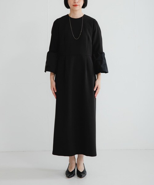 URBAN RESEARCH（アーバンリサーチ）の「フレアスリーブワンピース（ワンピース・レディース・NAVY/BLACK・36/38）」の12枚目の写真