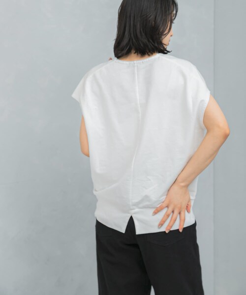 URBAN RESEARCH ROSSO（アーバンリサーチロッソ）の「フレンチスリーブライトスエット（スウェット・レディース・OFF WHITE/CHARCOAL・FREE）」の5枚目の写真