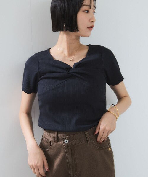 VIS(ビス)の「ツイストテレコカットソー(Tシャツ/カットソー・レディース・チャコール/オフホワイト/ダークブラウン・F)」の13枚目の写真