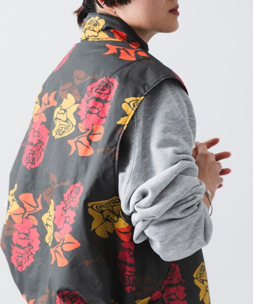 URBAN RESEARCH（アーバンリサーチ）の「COGNOMEN　W.FANTASISTA FLOWER VEST（その他アウター・メンズ・CHARCOAL/ORANGE・Free）」の6枚目の写真
