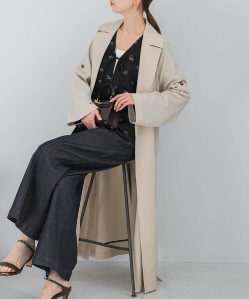 URBAN RESEARCH ROSSO（アーバンリサーチロッソ）の「撥水 ロングガウンコート（ステンカラーコート・レディース・ECRU/BEIGE・36/38）」の6枚目の写真