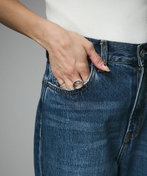 ADAM ET ROPE'(アダムエロペ)の「COTTON USAセミフレアデニム 4(デニムパンツ・レディース・ブルー系/サックス・M/S/XS)」の18枚目の写真