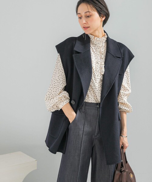 URBAN RESEARCH ROSSO（アーバンリサーチロッソ）の「『WEB限定』フリルスタンドカラーシャツ（シャツ/ブラウス・レディース・LIGHTBEIGE/BLACK/DOT・Free）」の6枚目の写真