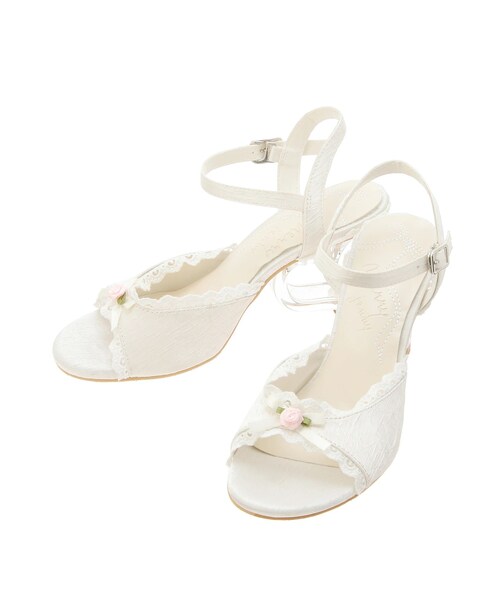 merry jenny（メリージェニー）の「ハートヒールストラップサンダル（サンダル・レディース・アイボリー/ブラック・M/L）」の3枚目の写真