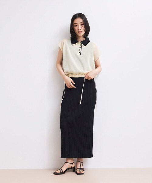 ADAM ET ROPE'(アダムエロペ)の「【WEB限定】ダブルカラーポロニットプルオーバー(ポロシャツ・レディース・ブラック/キナリ系/サックス・F)」の8枚目の写真