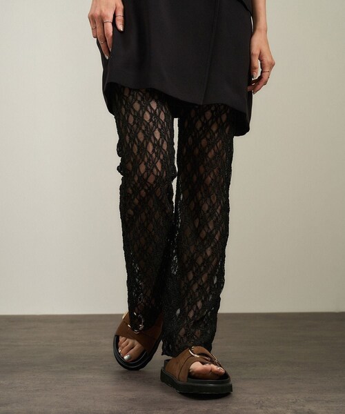 ADAM ET ROPE'（アダムエロペ）の「シアーレースレギンス［ストレッチ］（レギンス/スパッツ・レディース・ブラック/オフホワイト/ブラウン系・F）」の2枚目の写真