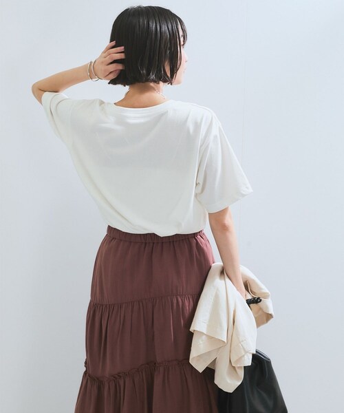 VIS(ビス)の「【接触冷感】箔グラフィックアートTシャツ(Tシャツ/カットソー・レディース・チャコール/ホワイト/ホワイト系・F)」の19枚目の写真