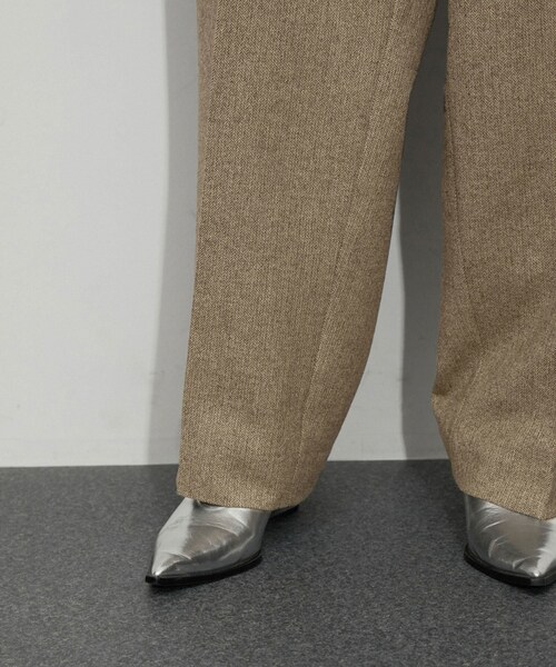 ADAM ET ROPE'（アダムエロペ）の「【公式サイト限定】【セットアップ対応】〈ADMERP〉ヘリンボンスラックス（スラックス・レディース・ブラウン・0.1/3.4）」の19枚目の写真