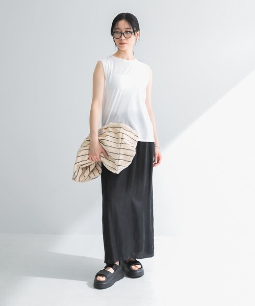 URBAN RESEARCH（アーバンリサーチ）の「UGG　W GOLDENGLOW（サンダル・レディース・BLK/SSAL/BYF・23/24）」の9枚目の写真