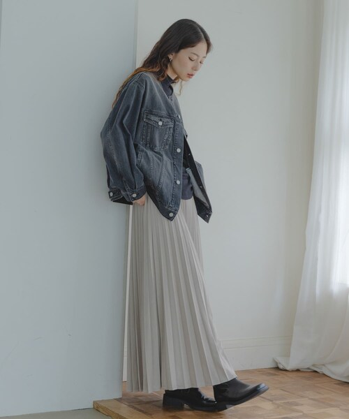 URBAN RESEARCH Sonny Label（アーバンリサーチサニーレーベル）の「ノーカラーオーバーサイズGジャン（デニムジャケット・レディース・インディゴ/グレー・FREE）」の7枚目の写真