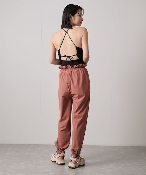 NERGY(ナージー)の「【speedo】ステイフィットギャザーパンツ(その他パンツ・レディース・ブラック/レンガ/カーキ・M)」の9枚目の写真