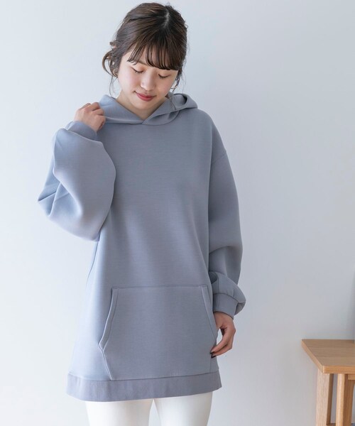 ITEMS URBANRESEARCH（アイテムズ アーバンリサーチ）の「ダンボールニットBIGパーカー（パーカー・レディース・LIGHT BLUE/WHITE/BLACK・one）」の4枚目の写真