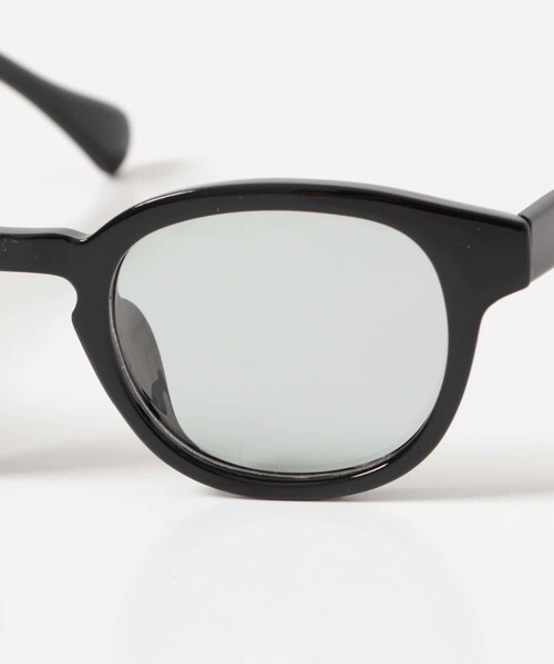 URBAN RESEARCH DOORS(アーバンリサーチドアーズ)の「ウェリントン(調光&偏光レンズ)(メガネ・メンズ・BLK/SMOKE/BLK/GRN/BLK/BLUE・-)」の6枚目の写真