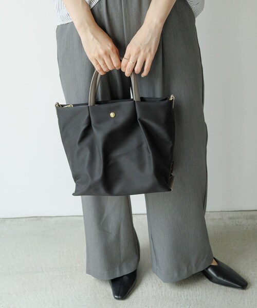 URBAN RESEARCH Sonny Label（アーバンリサーチサニーレーベル）の「『別注』Legato largo×Sonny Label　肩楽2WAYショルダーバッグ（ショルダーバッグ・レディース・ブラック/ネイビー/ベージュ・one）」の8枚目の写真