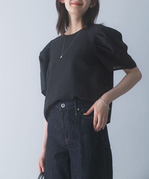 URBAN RESEARCH ROSSO（アーバンリサーチロッソ）の「フォルムスリーブシアーブラウス（シャツ/ブラウス・レディース・WHITE/BLACK/BORDEAUX・Free）」の14枚目の写真