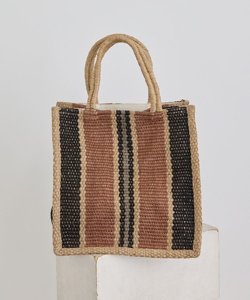 ADAM ET ROPE'（アダムエロペ）の「【MAISON BENGAL（メゾンベンガル）】Small Jute BoxTote（トートバッグ・レディース・ダークブラウン系・F）」の6枚目の写真