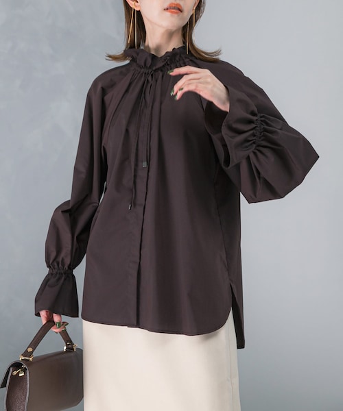 URBAN RESEARCH ROSSO（アーバンリサーチロッソ）の「フリルカラーブラウス（シャツ/ブラウス・レディース・WHITE/BABY PINK/D/BROWN・Free）」の2枚目の写真