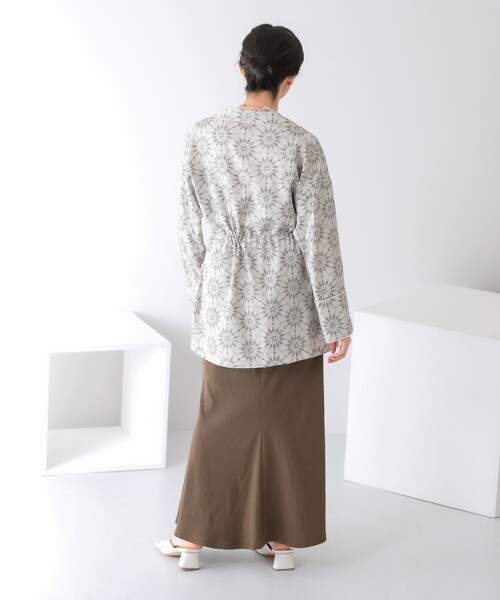 KBF（ケイビーエフ）の「ドロストプリントガウン（テーラードジャケット・レディース・BLUE/BEIGE/NAVY・one）」の10枚目の写真