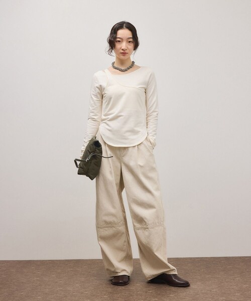 ADAM ET ROPE'（アダムエロペ）の「ダブルポケットパテッドショルダー（ショルダーバッグ・レディース・ブラック/カーキ・F）」の12枚目の写真