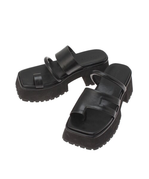 ELENDEEK（エレンディーク）の「ASYMMETRY THONG SANDAL（サンダル・レディース・オフホワイト/ブラック/ミックス・37/38）」の7枚目の写真