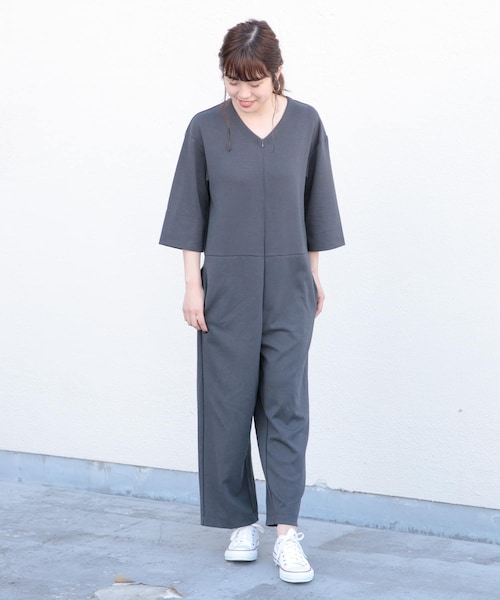 ITEMS URBANRESEARCH（アイテムズ アーバンリサーチ）の「フロントZIPワンマイルオールインワン（サロペット/オーバーオール・レディース・LIGHT GRAY/CHARCOAL/BEIGE・one）」の2枚目の写真