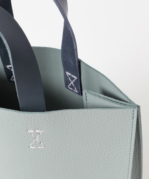 URBAN RESEARCH（アーバンリサーチ）の「Hender Scheme　paper bag big（トートバッグ・メンズ・c orange/black/blue gray・FREE）」の11枚目の写真