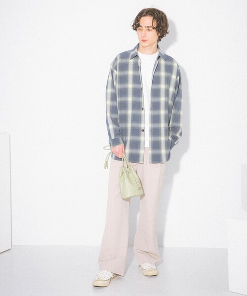 SENSE OF PLACE by URBAN RESEARCH(センスオブプレイスバイアーバンリサーチ)の「フェイクレザー2WAYキンチャクバッグ(ショルダーバッグ・メンズ・GREIGE/BLACK/MINT/BLUE・one/One)」の20枚目の写真