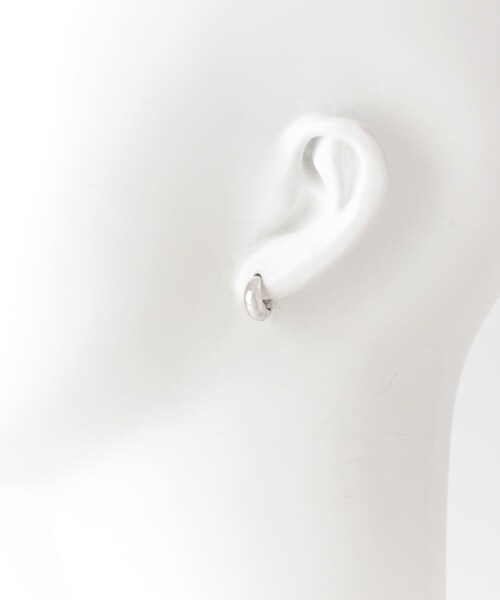 URBAN RESEARCH(アーバンリサーチ)の「TOM WOOD Ice Huggies(ピアス(両耳用)・メンズ・SILVER・Free)」の4枚目の写真