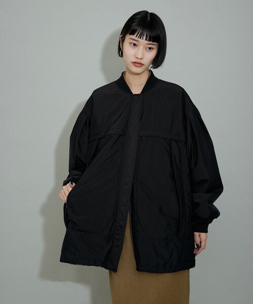 ADAM ET ROPE'(アダムエロペ)の「【WEB限定】・【定番】パフスリーブMA1(MA-1・レディース・ブラック/ダークブラウン/ブラウン・F)」の20枚目の写真