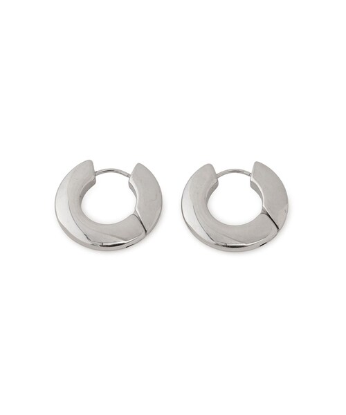 ADAM ET ROPE'(アダムエロペ)の「フラットフープピアス(ピアス(両耳用)・レディース・ゴールド/シルバー・F)」の9枚目の写真