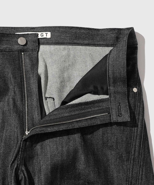 ADAM ET ROPE'(アダムエロペ)の「《別注》【NVRFRGT/ネヴァーフォーゲット】EX 3D TWISTED WIDE LEG JEANS RAW BLACK(デニムパンツ・メンズ・ブラック・0/00/1/2/3)」の13枚目の写真