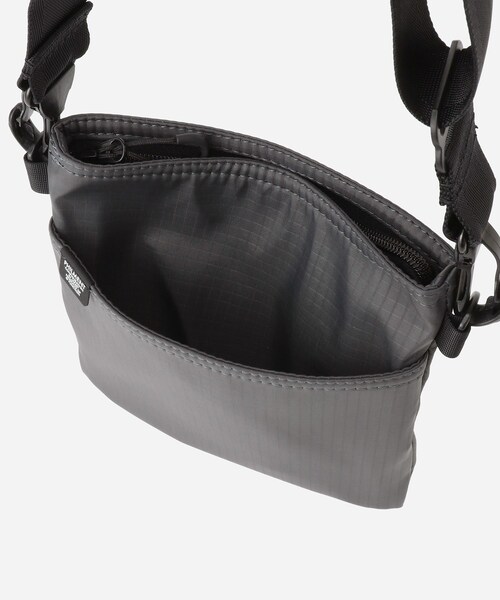 Saturdays NYC（サタデーズ ニューヨークシティ ）の「PHILMENT AT SACOCHE（ショルダーバッグ・メンズ・ブラック/グレー・F）」の15枚目の写真