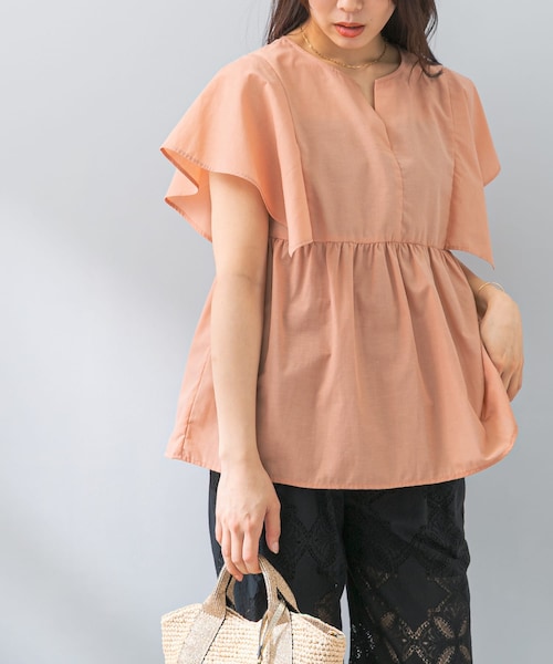 URBAN RESEARCH ROSSO（アーバンリサーチロッソ）の「『UR TECH』F by ROSSO　スクエアスリーブブラウス（シャツ/ブラウス・レディース・BLUE ST/GRAY/MINT/PINK/NAVY・FREE）」の4枚目の写真