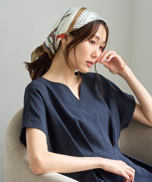 ROPE' PICNIC(ロペピクニック)の「PARIS Peaceful Scenery スカーフ 70cm(バンダナ/スカーフ・レディース・ブラウン系/ネイビー系/ワイン系・F)」の6枚目の写真