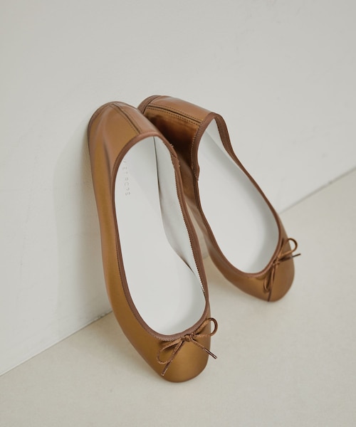 ADAM ET ROPE'（アダムエロペ）の「【サステナブル】メタリックバレエ（バレエシューズ・レディース・ブラック/サックス/レッド/ゴールド/シルバー/その他・25.0/22.5/23.0/23.5/24.0/24.5）」の18枚目の写真