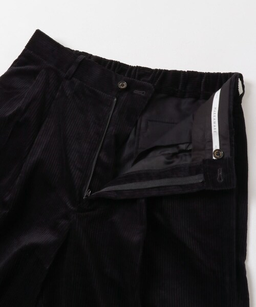 URBAN RESEARCH（アーバンリサーチ）の「MARKAWARE　DOUBLE PLEATED TROUSERS（その他パンツ・メンズ・BLACK・2/3）」の4枚目の写真