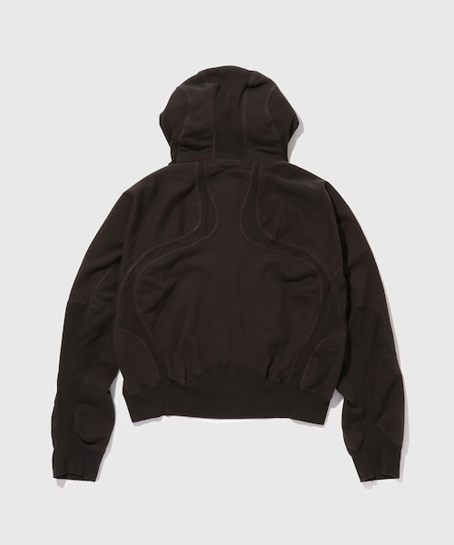 ADAM ET ROPE'（アダムエロペ）の「【NVRFRGT/ネヴァーフォーゲット】PANELLED ZIP UP HOODIE（パーカー・メンズ・ブラック/ダークブラウン・1/2/3）」の18枚目の写真