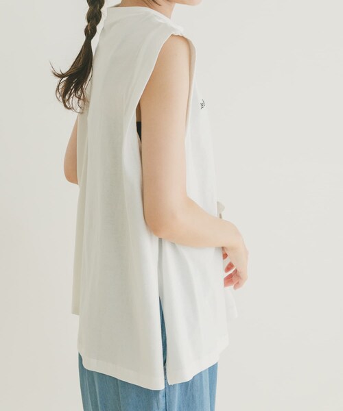 ITEMS URBANRESEARCH（アイテムズ アーバンリサーチ）の「ショルダータックロゴTシャツ（Tシャツ/カットソー・レディース・WHT/CHA/L.PNK・FREE）」の10枚目の写真