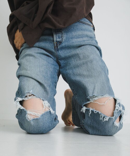 URBAN RESEARCH（アーバンリサーチ）の「Levi’s　Exclusive RIBCAGE STRAIGHT ANKLE（デニムパンツ・レディース・Q MOTHER・26/27/28）」の6枚目の写真