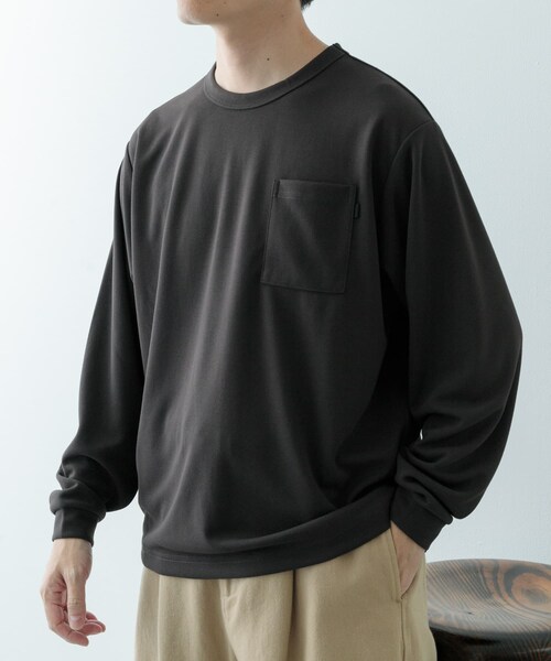 ITEMS URBANRESEARCH（アイテムズ アーバンリサーチ）の「『速乾/イージーケア/UVカット』高機能ポンチロングスリーブカットソー（Tシャツ/カットソー・メンズ・WHT/BEG/BLK・M/L）」の16枚目の写真