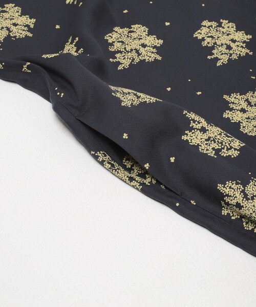 URBAN RESEARCH DOORS(アーバンリサーチドアーズ)の「Le GLAZIK SLEEVELESS DRESS(ワンピース・レディース・NAVY/BLACK・36)」の7枚目の写真