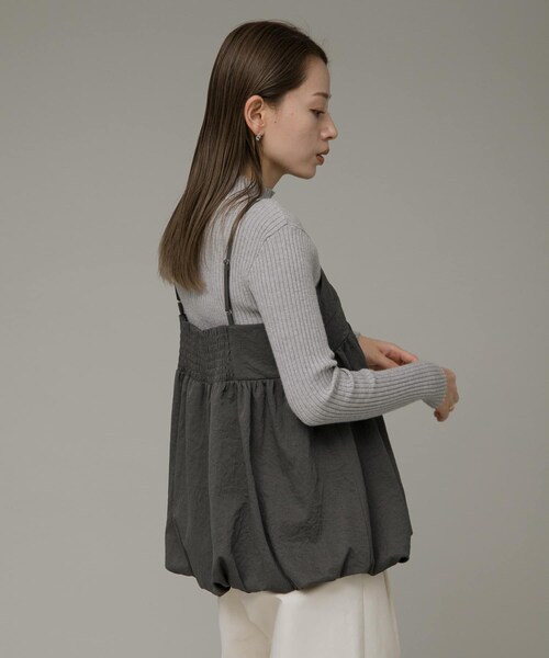 URBAN RESEARCH Sonny Label（アーバンリサーチサニーレーベル）の「バルーンキャミビスチェブラウス（その他トップス・レディース・グレージュ/ブラック/チャコール・FREE）」の17枚目の写真