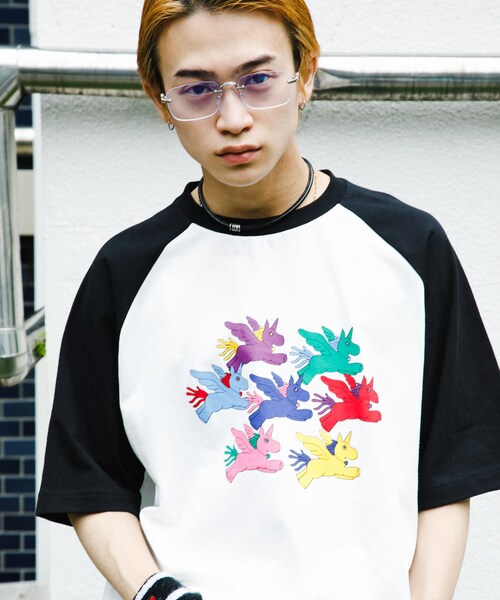 SENSE OF PLACE by URBAN RESEARCH(センスオブプレイスバイアーバンリサーチ)の「『別注』SHUHEI KOKI×SENSE OF PLACE ラグランTシャツ(Tシャツ/カットソー・メンズ・WHT×BLK/CHA×BLK/WHT×L.BLU・M/L)」の6枚目の写真