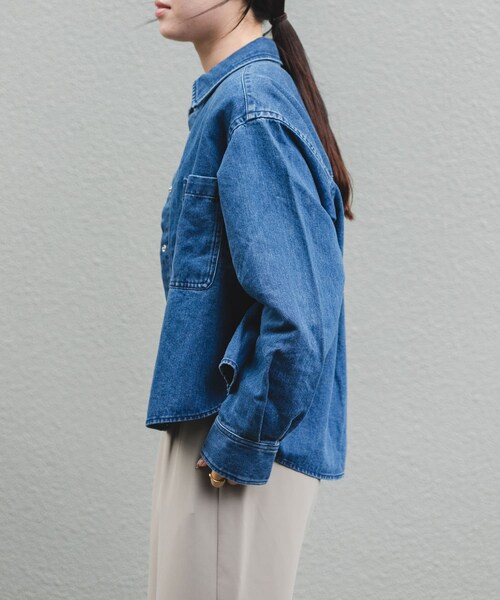 URBAN RESEARCH DOORS(アーバンリサーチドアーズ)の「FORK&SPOON ペーパーブレンドデニムシャツ(シャツ/ブラウス・レディース・BLUE/BLACK・1)」の14枚目の写真