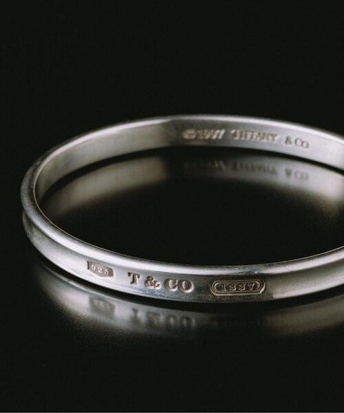 ADAM ET ROPE'(アダムエロペ)の「【VINTAGE JEWELRY】TIFFANY 1837 ナロー バングル(バングル/リストバンド・メンズ・シルバー・F)」の3枚目の写真