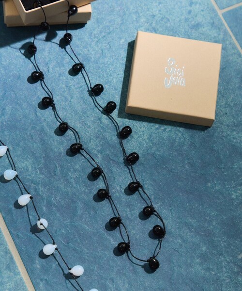 ADAM ET ROPE'(アダムエロペ)の「【Sisi Joia for ADAM ET ROPE'】別注 ロングネックレス(ネックレス・レディース・ブラック/ホワイト/その他・F)」の14枚目の写真