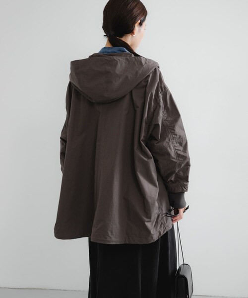 URBAN RESEARCH（アーバンリサーチ）の「コットンナイロンマウンテンパーカー（マウンテンパーカー・レディース・BLACK/CHARCOAL/BEIGE・FREE）」の22枚目の写真